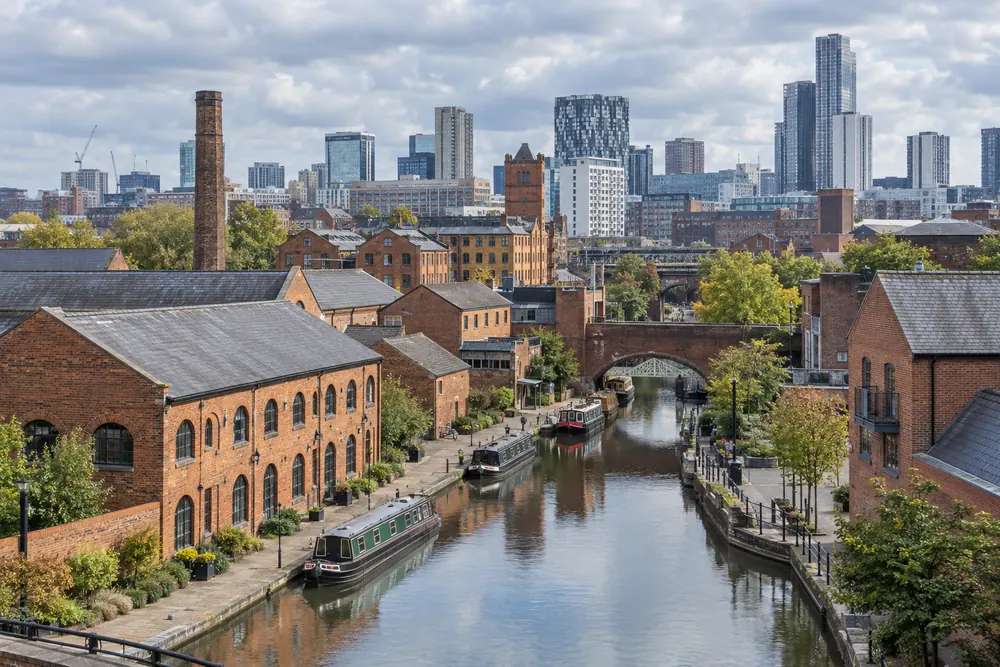 Canal and former industrial buildings in Birmingham